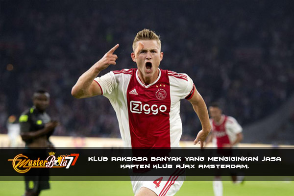 Mulai Bergerak, Juventus Akan Datangkan Kapten Ajax